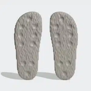 Chanclas Adidas Adilette 22 dos colores : Comodidad para tu día a día - Imagen 4