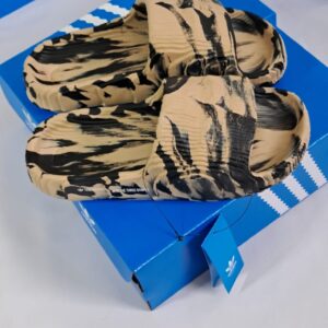 Chanclas Adidas Adilette 22 dos colores : Comodidad para tu día a día - Imagen 9