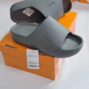 🩴 Nike Calm: Comodidad Total, Estilo Imparable - Imagen 4