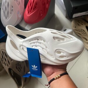 Yeezy Foam Runner - Imagen 4